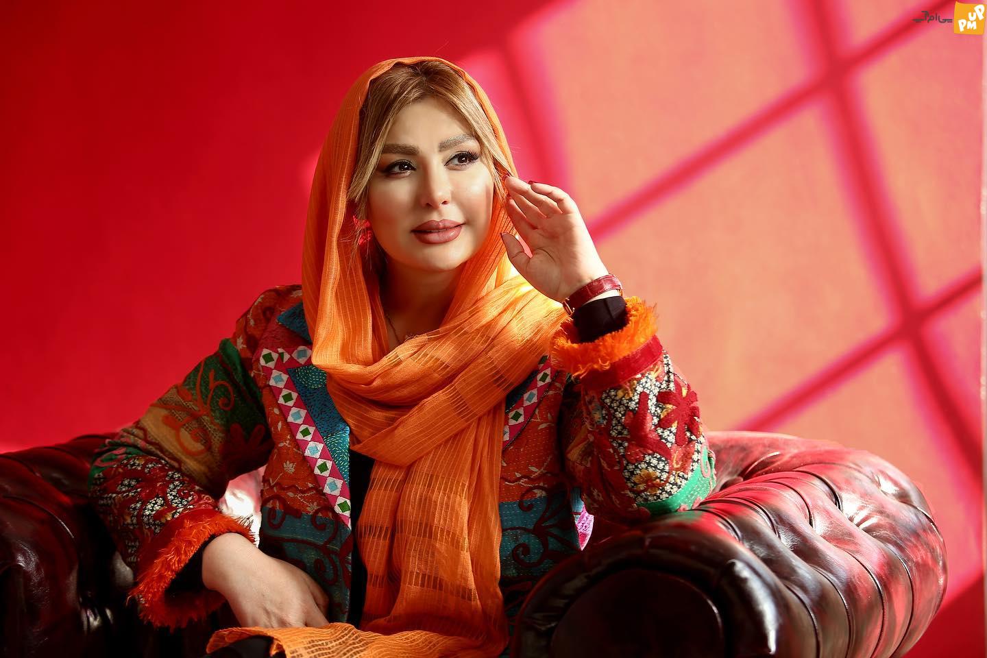 ژست مدلینگی و متفاوت نیوشا ضیغمیبا متن احساسی + عکس 1 ژست مدلینگی و متفاوت نیوشا ضیغمیبا متن احساسی + عکس