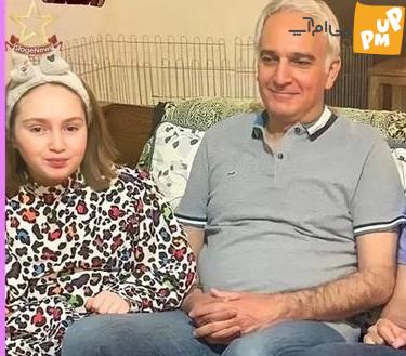 چهره کاملا اروپایی دختر "بیژن بنفشه خواه" سوژه رسانه ها شد! 1 عکسی جالب و منتشر نشده از بیژن بنف خواه در کنار دخترش که چهره ای بسیار اروپایی و زیبا دارد منتشر شده است.