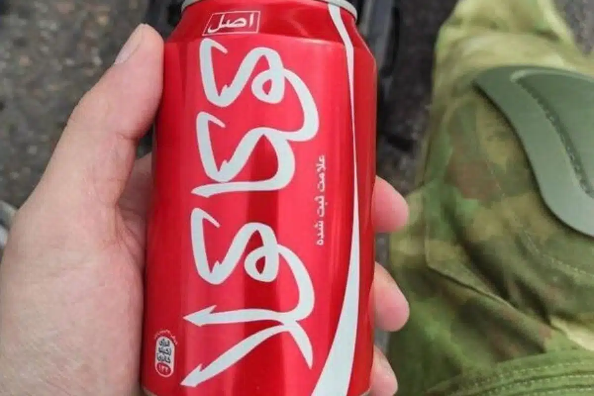 عکس منتشر شده از کوکاکولای ایرانی در دستان سربازان روسی بازتاب گسترده ای در اینستاگرام داشته است.
