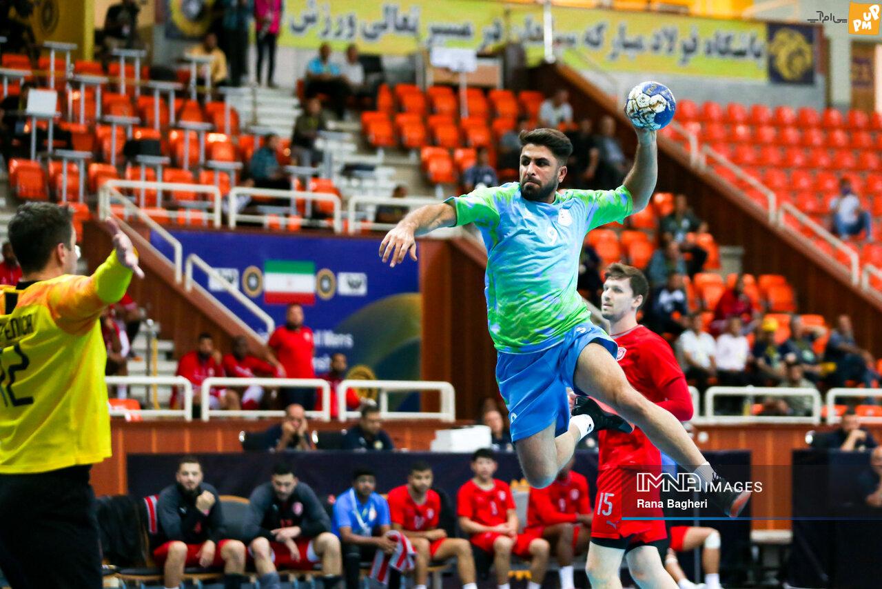 نماینده عمان - نزاجا شهید شاملی ایران/ بازی آخر سربازان کازرون