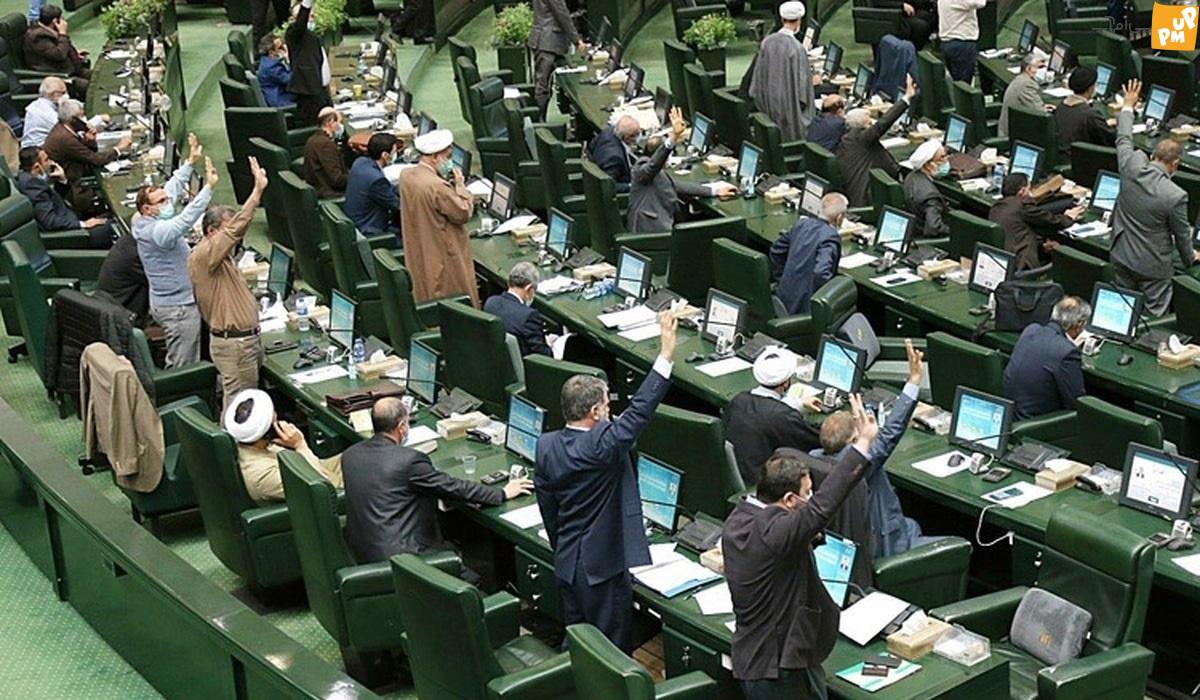 انتقاد شدید روزنامه شرق از لایحه حجاب مجلس! + جزئیات