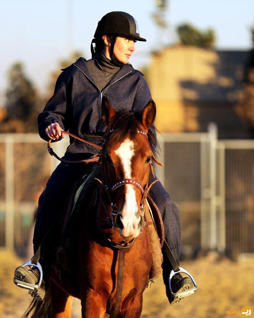 اسب سواری جنجالی بهاره افشاری توجه ها را به خود جلب کرد!/عکس
