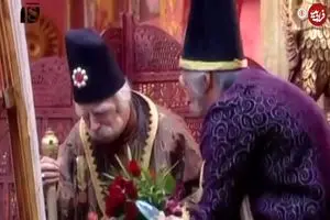 (ویدئو) سکانس خنده دار پشت صحنه سریال باغ مظفر قسمت هایی از هادی کاظمی در نقش باباشه