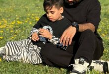 عکس دونفره محمدحسین میشاقی و پسرش
