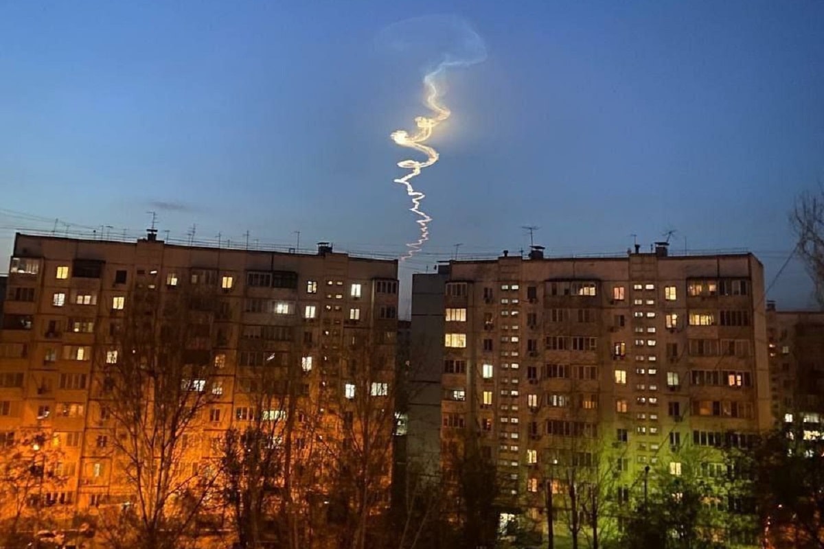 چرا موشک روسی در آسمان ایران دیده شد؟