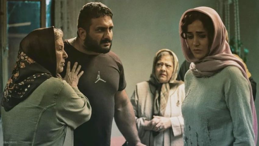 یکی از پرفرو‌ش‌ترین و بهترین فیلم های غیرکمدی چندسال اخیر از نگاه مخاطب فیلم ملاقات خصوصی بود.