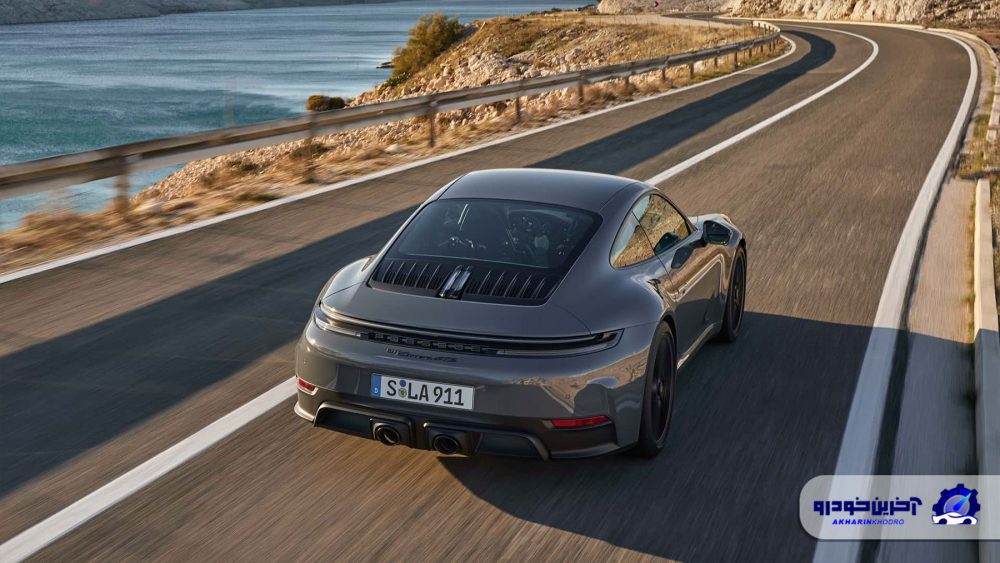 اولین پورشه ۹۱۱ هیبریدی تاریخ با شتاب ۳ ثانیه و حداکثر سرعت ۳۱۲ کیلومتر معرفی شد 6 اولین پورشه ۹۱۱ هیبریدی تاریخ با شتاب ۳ ثانیه و حداکثر سرعت ۳۱۲ کیلومتر معرفی شد