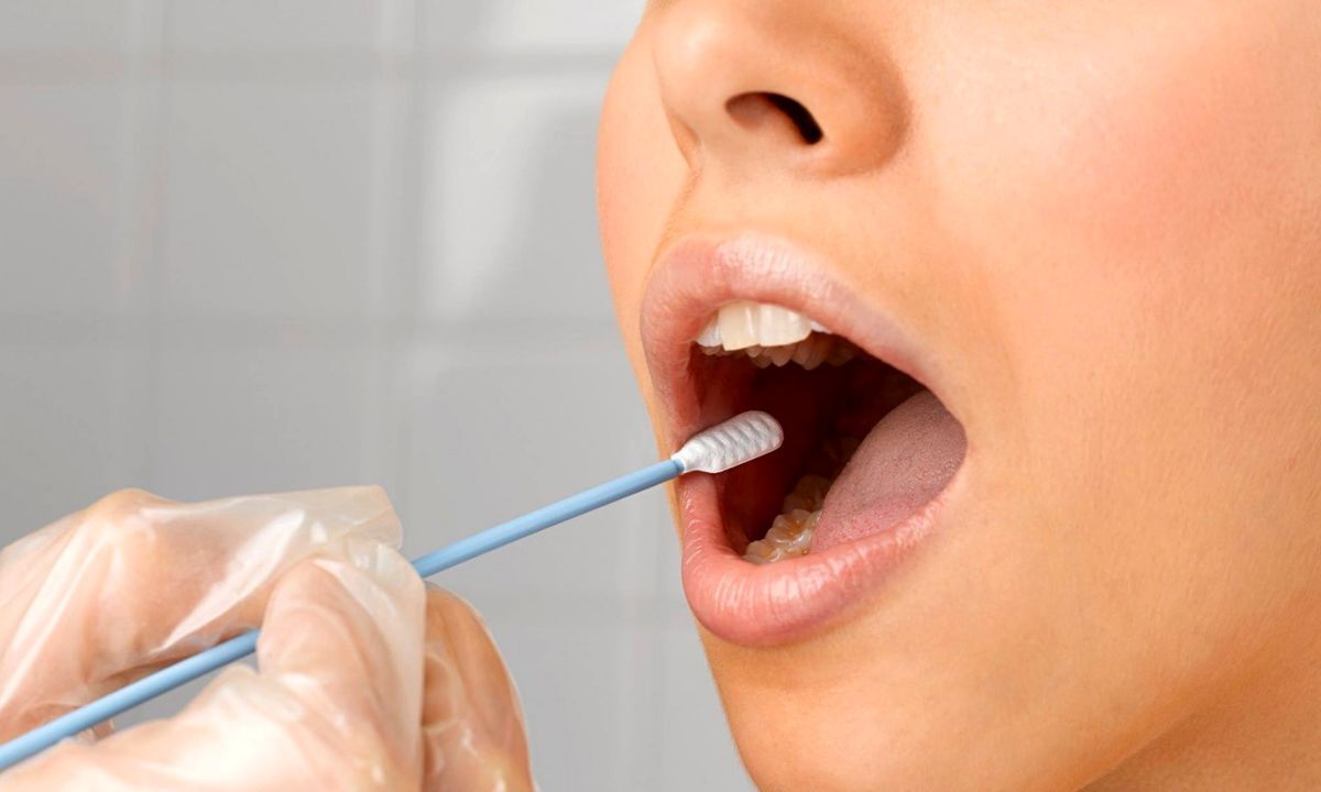 تشخیص این سرطان کشنده با شستشوی دهان در مطب!