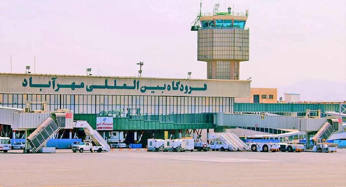 توقف پرواز 5 ساعته در فرودگاه تهران در روز چهاردهم خرداد