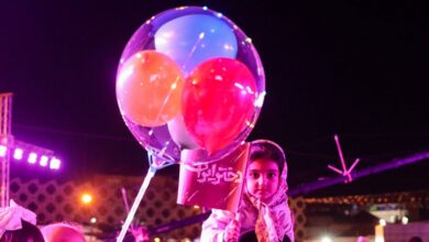 جشن بزرگ دختر ایران در میدان امام حسین (ع)؛ گلریزان دختران به عطر فاطمی (عکس)