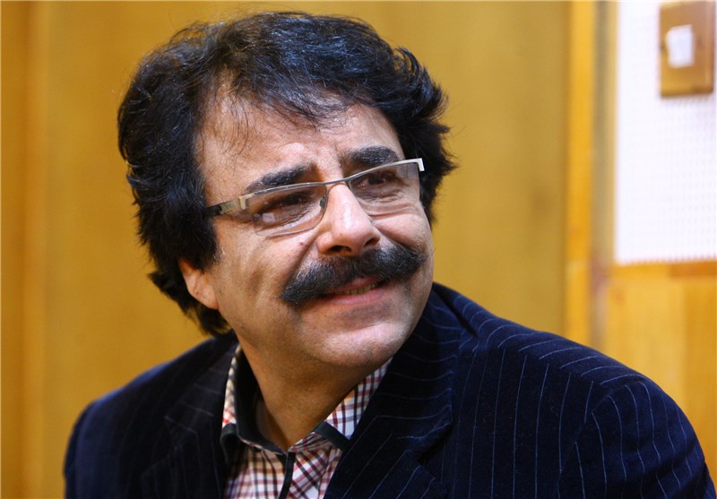 دعوت علیرضا افتخاری از خوانندگان انور آبی برای بازگشت به ایران
