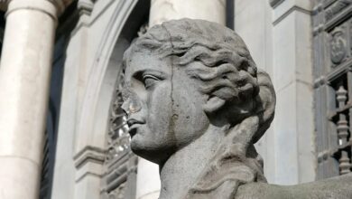 چرا برخی مجسمه‌های یونانی و رومی بینی ندارند؟
