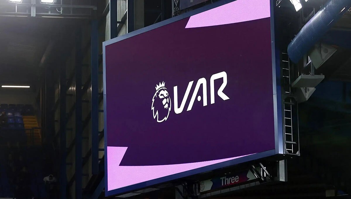 VAR در لیگ برتر انگلیس ماندگار شد؛ اما با تغییراتی اساسی