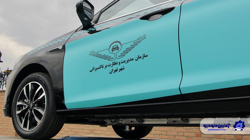 تاکسی های برقی با موتور کرمان به رانندگان تحویل داده شد
