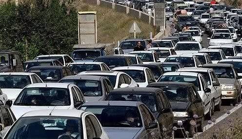 ترافیک ۳ کیلومتری محور کندوان/ روزانه ۳۵ هزار خودرو تردد دارد