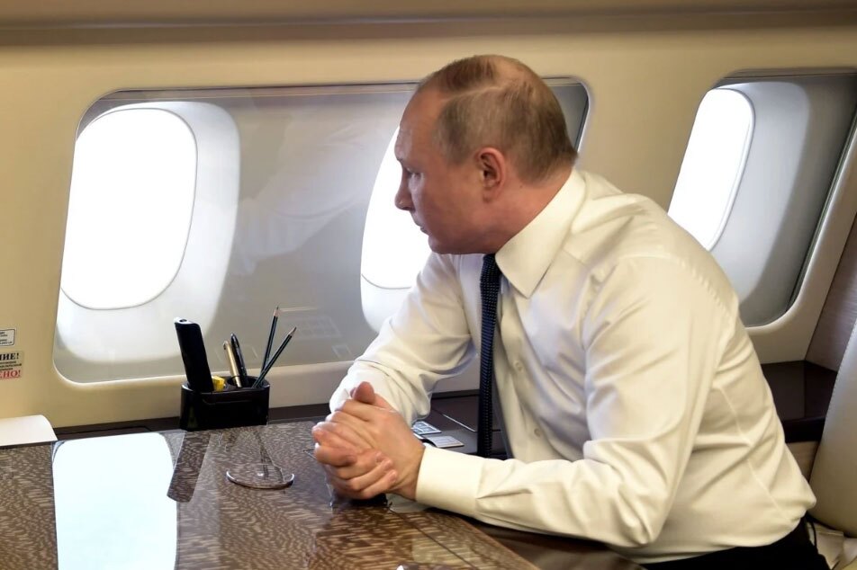 هواپیمای پوتین هیچ وقت سقوط نمی کند چون تولید داخل و مطمئن است