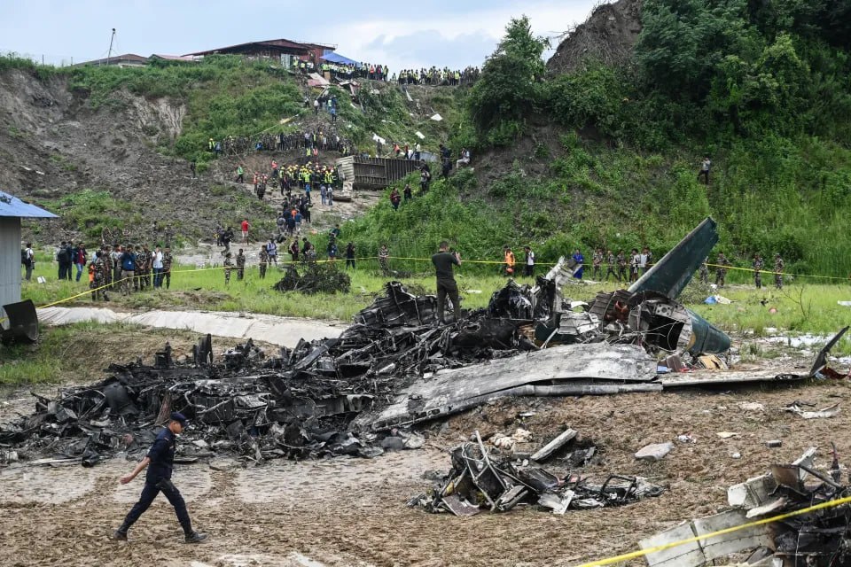 هواپیمای حامل 23 مسافر در نپال سقوط کرد