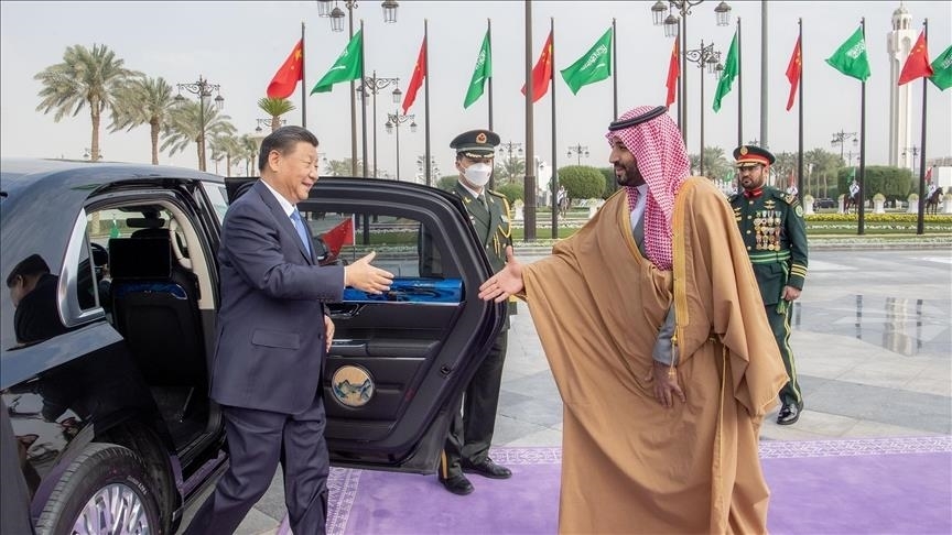 استقبال محمد بن سلمان، ولیعهد عربستان سعودی از شی جین پینگ، رئیس جمهور چین در قصر «الیمامه» شهر ریاض - سال 2022