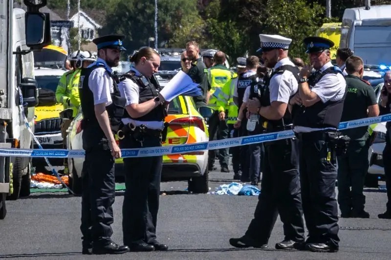 حمله با چاقو در بریتانیا؛ دو کودک کشته، 9 دختر مجروح شدند / مهاجم و پسر 17 ساله دستگیر شدند