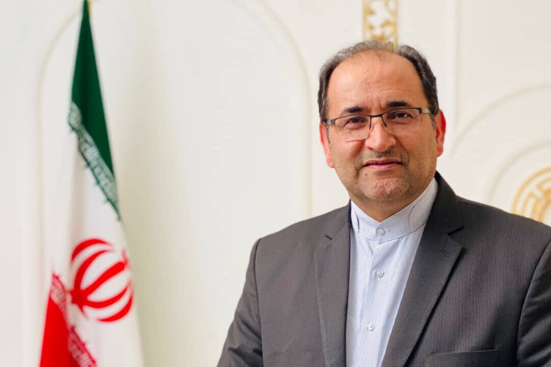نماینده سابق مجلس: مردم به ایده «تغییر» رأی دادند/ در دوره روحانی، برخی از وزرا و استانداران مخالف وی حاضر به دفاع از دستاوردهای بزرگ دولت نبودند.