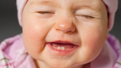 چند راه حل برای کاهش درد دندان درآوردن در نوزادان