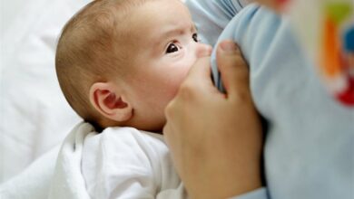 شیر مادر؛ بهترین غذای مقوی و ایمن برای کودکان نوپا