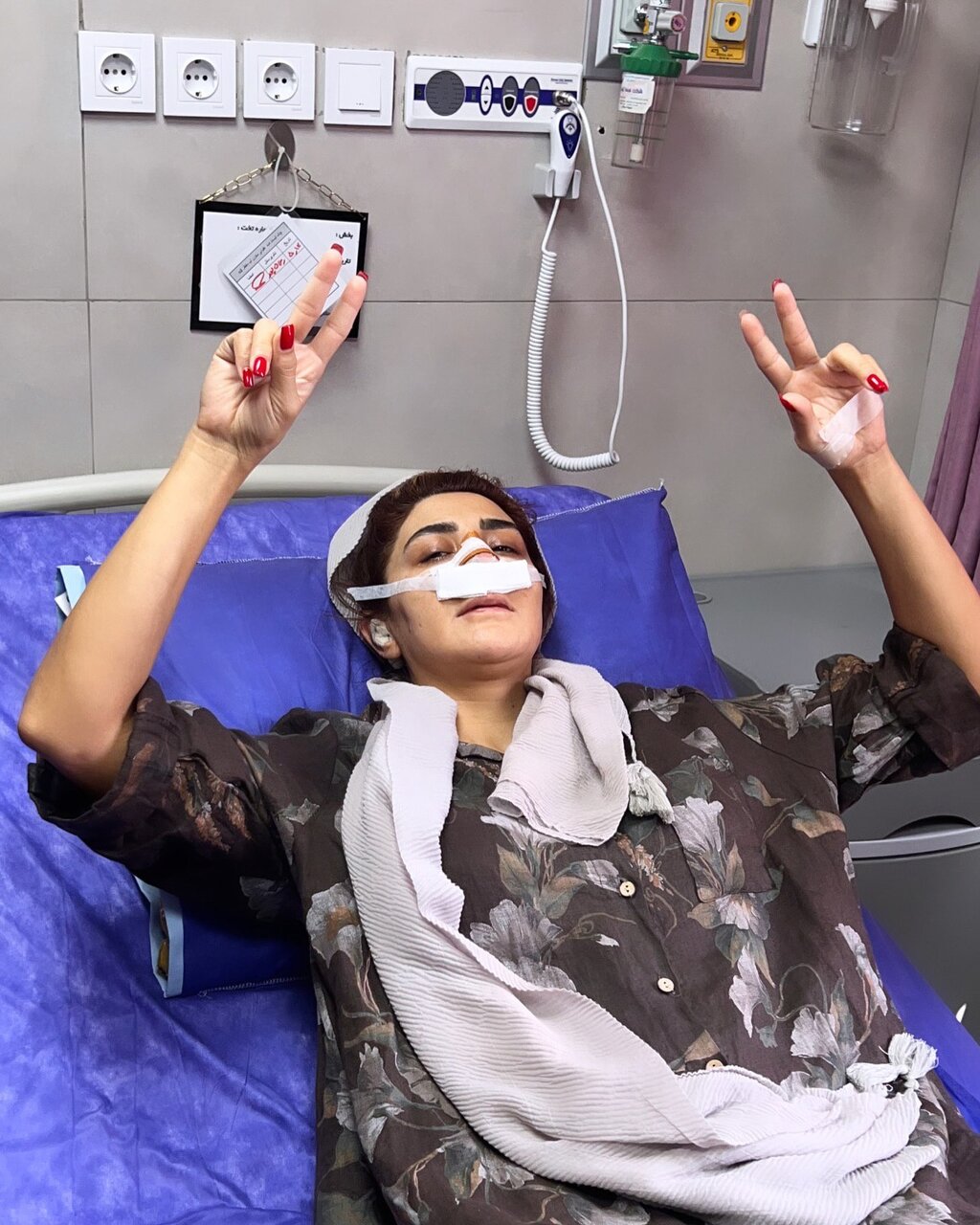 عکس خانم بازیگر سریال فاصله‌ها در بیمارستان