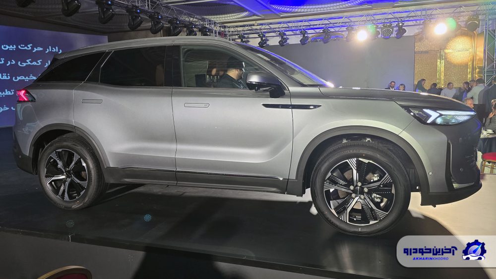 SUV جدید دیار خودرو عرضه شد; موتور سیکلت X7 وارد میدان شد.