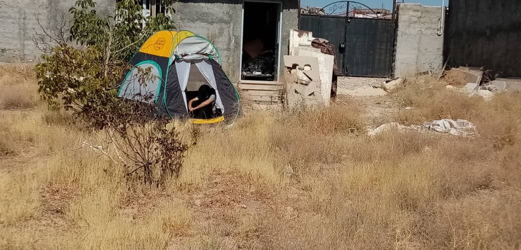 هنرمند سینمای دهه ۶۰ در حاشیه تهران چادرنشین شد