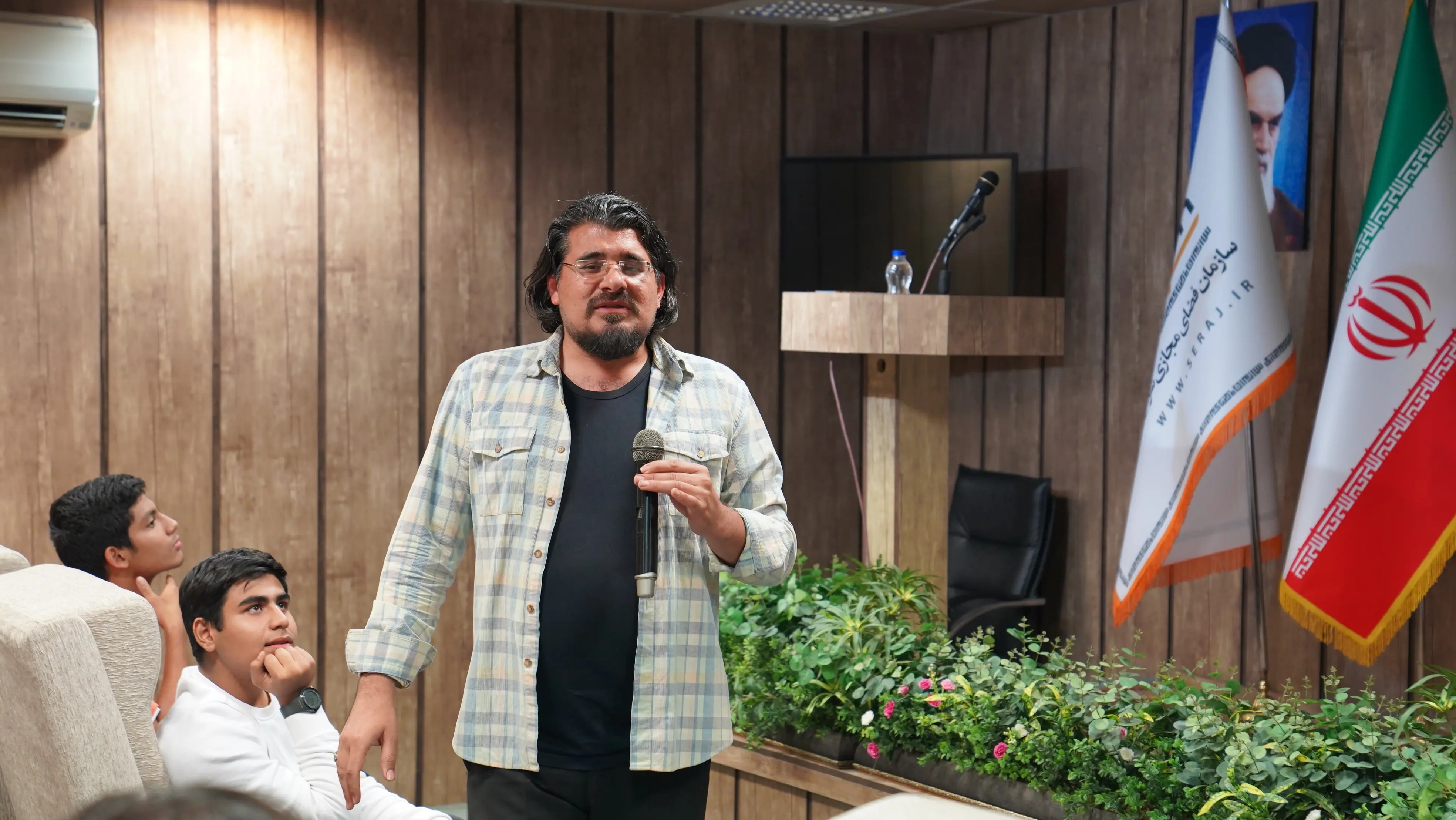 "معلمان سراج"; مکانی برای تربیت نسل انقلابی 4 روشنفکران سراج (7)