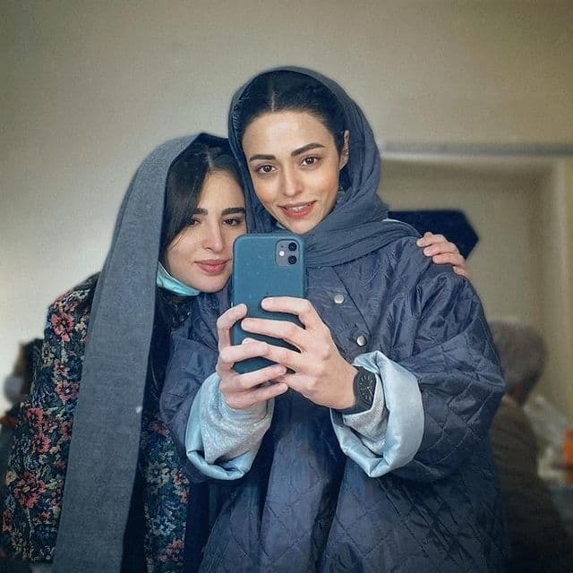 زهرا بهروزمنش کیست؟ زهرا بهروزمنش کیست؟