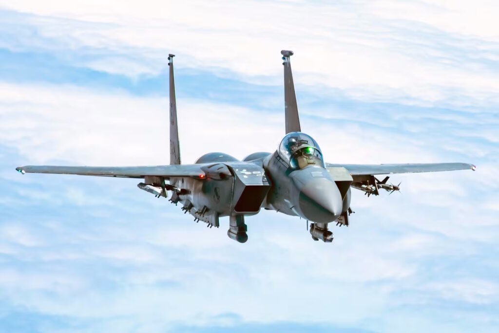 جنگنده روسی Su-35 یا F-15EX آمریکایی؛ کدام‌ یک در نبرد تن به تن پیروز می‌شود؟