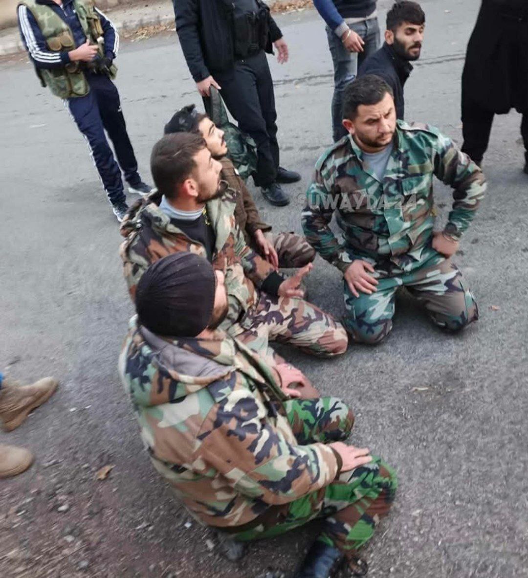 نیروهای ارتش که اسیر شدند نیروهای ارتش که اسیر شدند