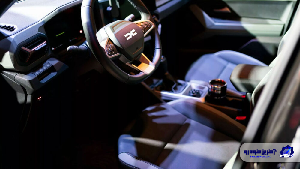 داچیا داستر Soul Of Dakar معرفی شد ؛ الهام گرفته از رالی داکار 5 داچیا داستر آلما دل داکار کابین