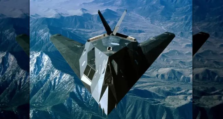 5 تا از زیباترین هواپیماهای جنگنده تاریخ ارتش (+عکس) 5 تا از زیباترین هواپیماهای جنگنده تاریخ ارتش (+عکس)