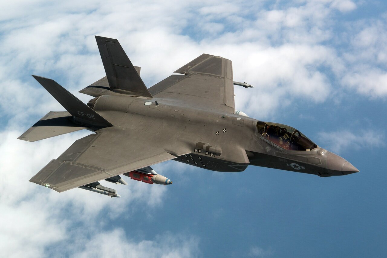 کدام جنگنده سریعتر است، F-35 یا F-22 (+ عکس)