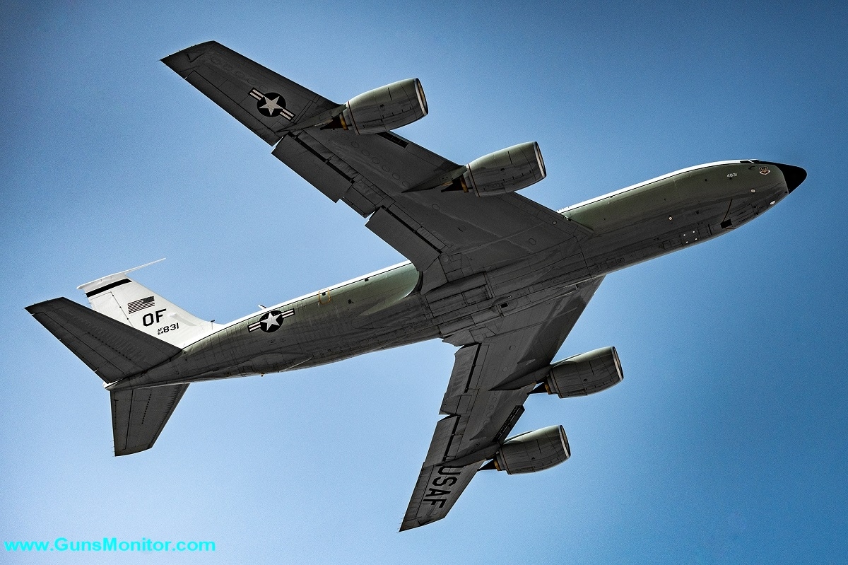 WC-135R; هواپیمای آمریکایی ذرات اتمی را بو می کشد