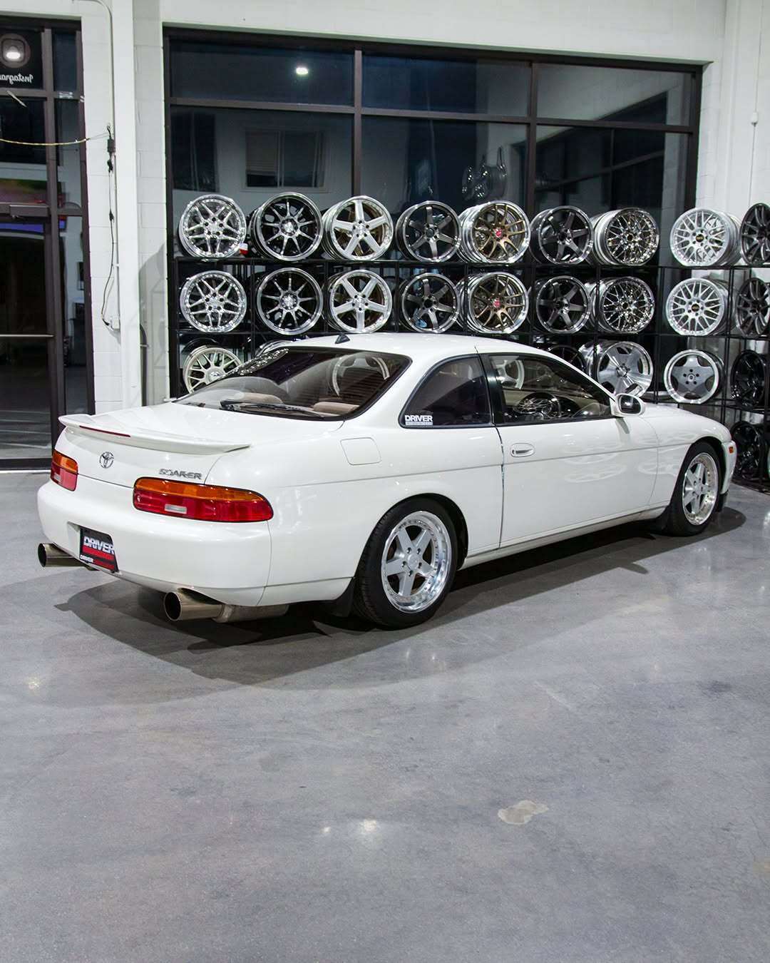 Toyota Soarer 2.5 GTT مدل 1991: یک JDM واقعی با پتانسیل بالا (+ عکس)