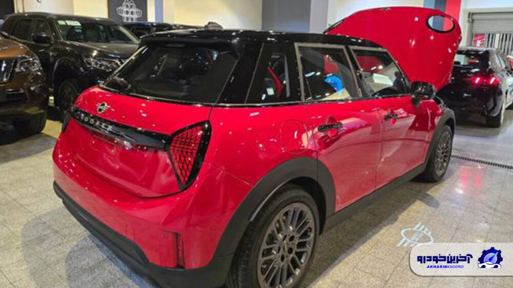 ب ام و ها و مینی های وارداتی رسیدند 2 بی ام و مینی های وارداتی رسید