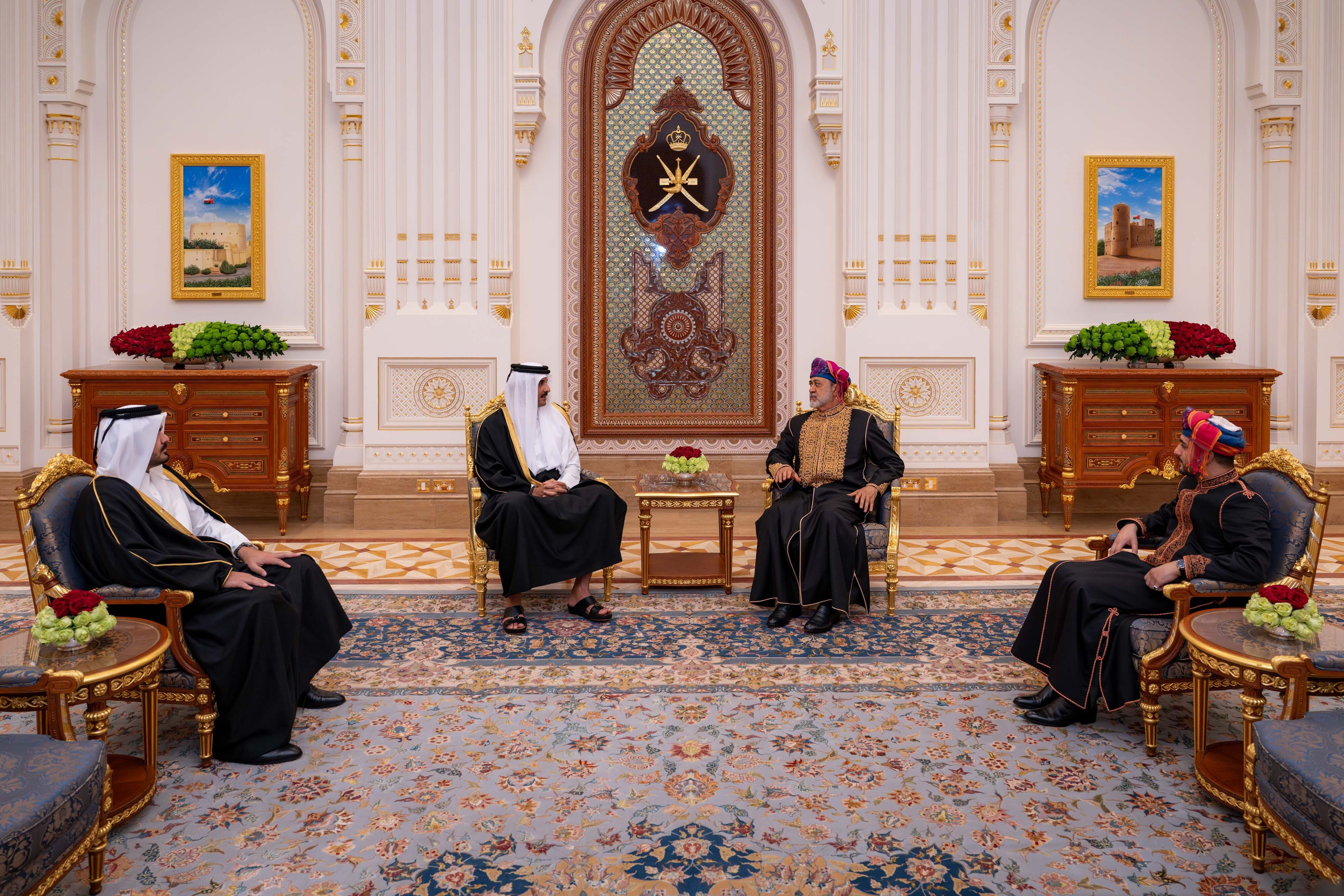 هدیه از سلطان عمان به قطر (عکس) هدیه از سلطان عمان به قطر (عکس)