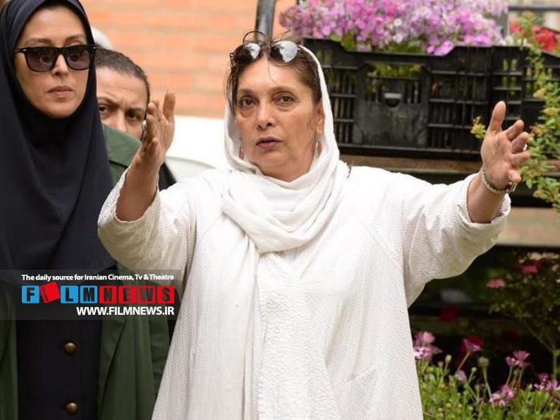 مروری بر حضور کارگردان بانوان در ده دور آخر جشنواره فیلم فجر تحت بهانه "مرد آرام" بهانه به کارگردانی بهنوش سدگی ، که تنها زن جشنواره امسال است | از طرف "زن" 2 فقط یک کارگردان زنان در جشنواره چهل و شخص ثالث وجود دارد ، و بهنوش سدگی است که با این فیلم در این رویداد حضور دارد