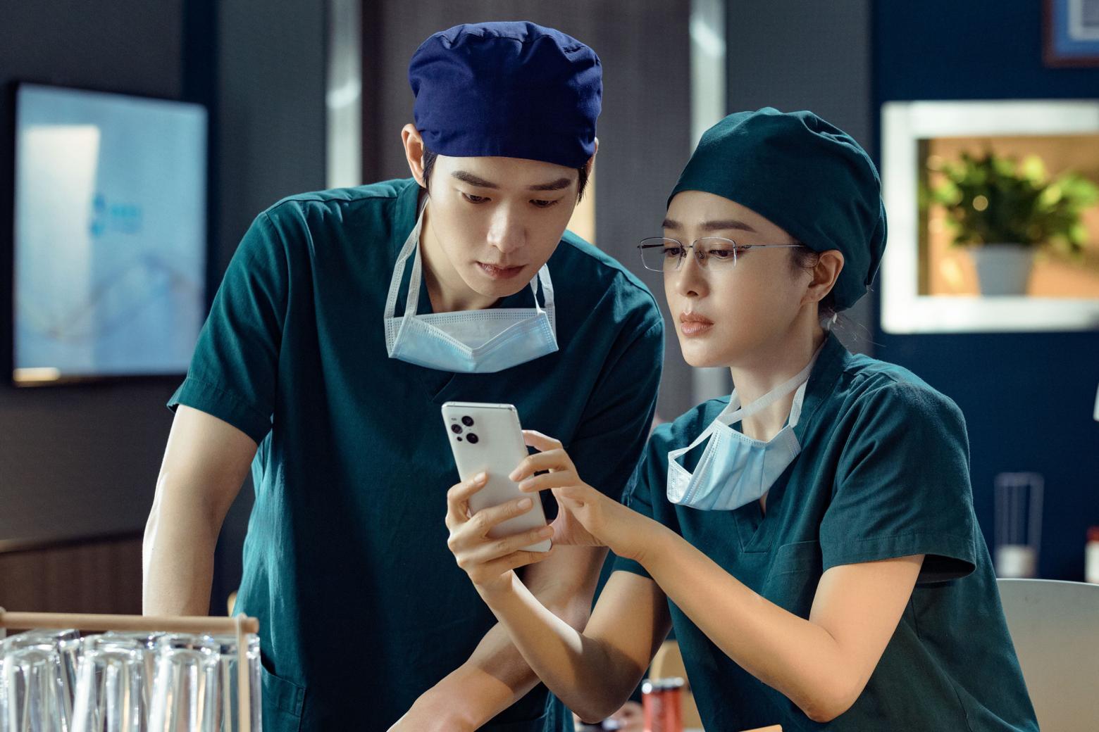 روش سیم پیچ برای نجات بیماران در سریال گروه نجات روش سیم پیچ برای نجات بیماران در سریال گروه نجات