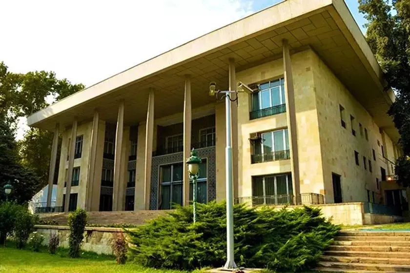 کاخ نیاواران کجاست؟ سفری به تاریخ و معماری سلطنتی ایران 1 مناظر کاخ نیاواران