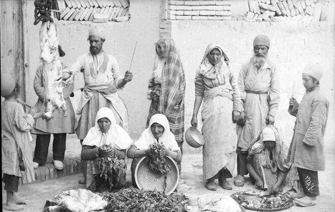 جدول قدیمی ایران چگونه بود؟ از کباب بره گرفته تا شمع و شهد جدول قدیمی ایران چگونه بود؟ از کباب بره گرفته تا شمع و شهد