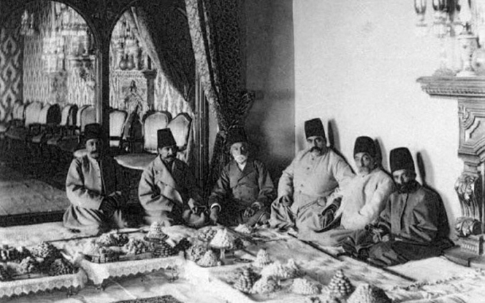 جدول قدیمی ایران چگونه بود؟ از کباب بره گرفته تا شمع و شهد جدول قدیمی ایران چگونه بود؟ از کباب بره گرفته تا شمع و شهد