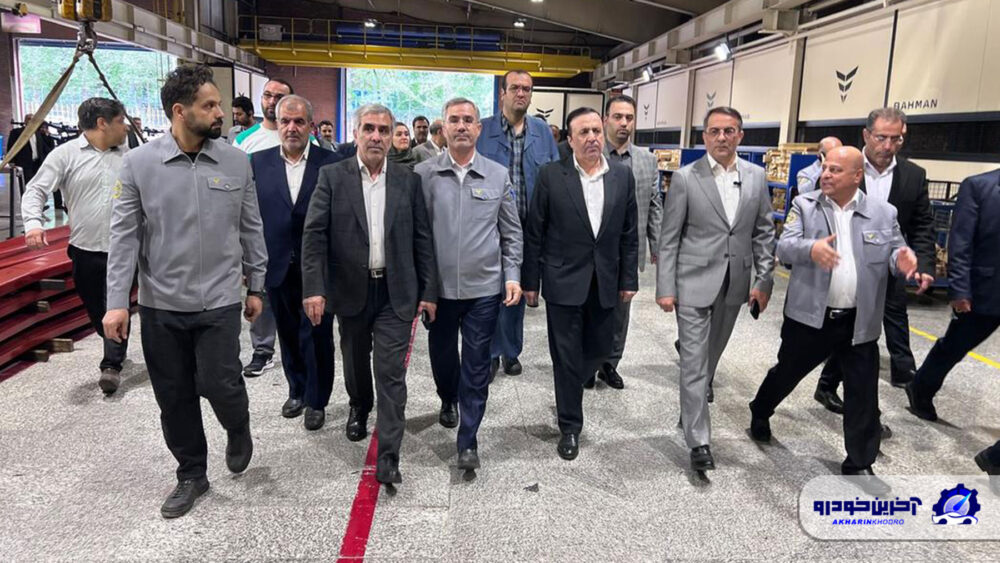 به غیر از کارخانه بازدید از بمان دیزل ؛ معاون رئیس جمهور: ما موانع تولید را در جلسه دولت بررسی خواهیم کرد