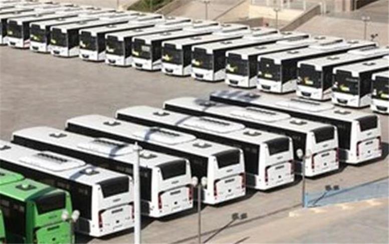 چرا اتوبوس‌های صفر کیلومتر در پارکینگ شهرداری تهران خاک می‌خورند؟