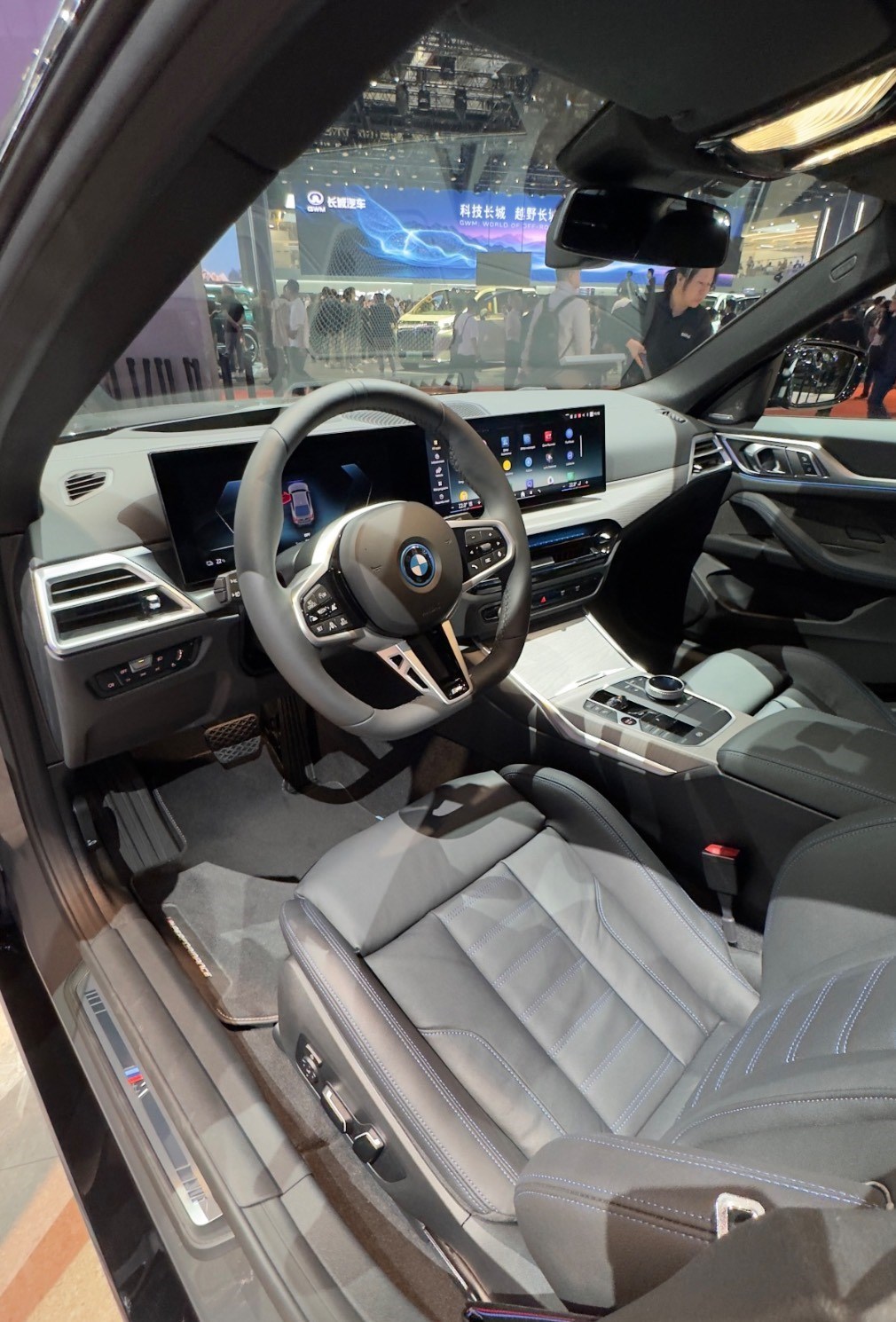 جذاب ترین خودروهای BMW در نمایشگاه شانگهای2025+عکس