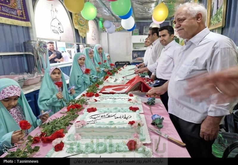 توزیع نذری و جشن های مردمی/اسلامشهر در روز میلاد امام رضا(ع)