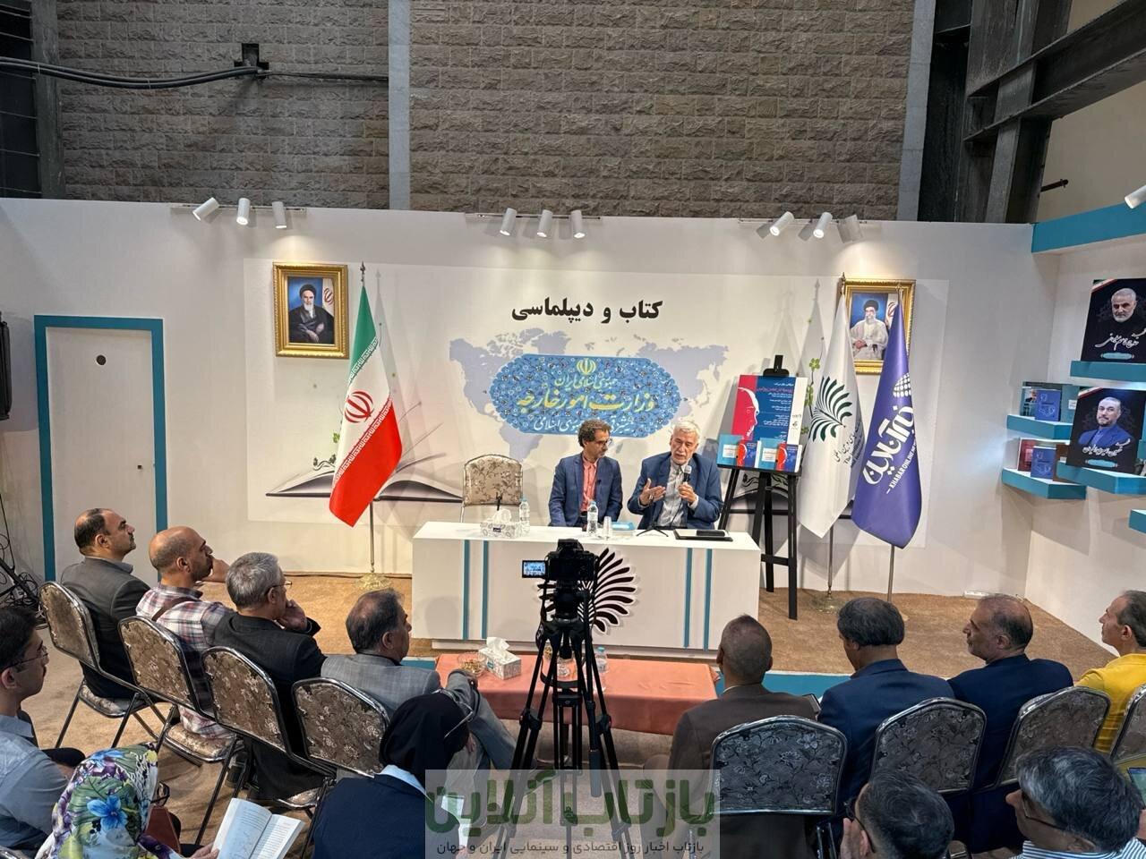 پوشش زنده نشست «روسیه در عصر پوتین» در نمایشگاه کتاب/ ملکی: پوتین تزار جدید است/ کرمی: روسیه دیگر تهدید نیست/ کولایی: ایران در انرژی رقیب روسیه است